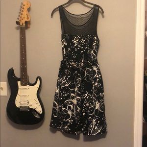 Mesh top, graphic print dress with pockets